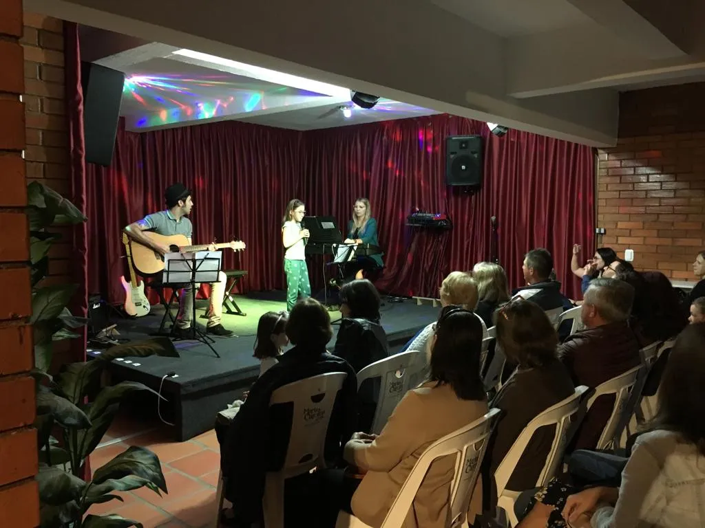 Experiências e Encontros